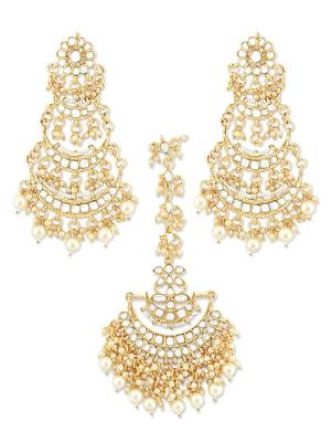 Designer Kundan Stone Bridal Dangler Pearl Stone Earrings Studs With Matching Maang Tikka 2