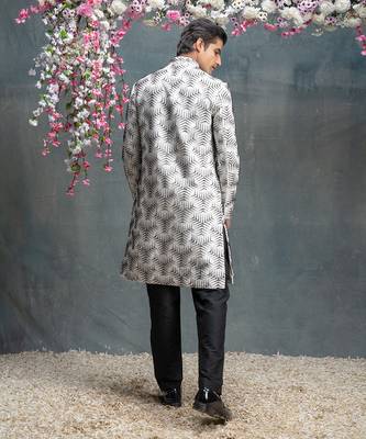 Ivory and black 3d embroidered kurta & jacket set 3
