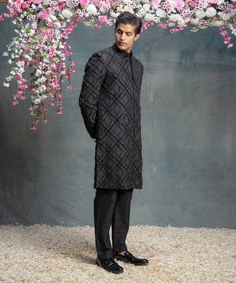 Black indo western kurta & jacket set 2