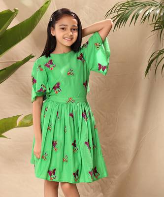 Green embroidered fit and flare dress with circular sleeves 3