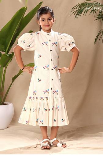 Off embroidered white midi dress with puff sleeves