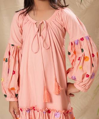 Pink embroidered a-line dress with lantern sleeve 5