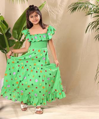 Green embroidered smocked yoke sleeveless maxi dress 3