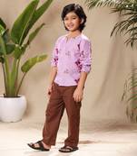 Lavender embroidered no collar shirt with brown trousers