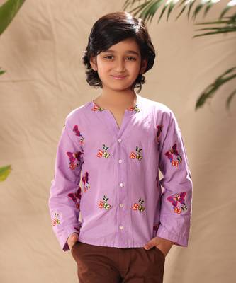 Lavender embroidered no collar shirt with brown trousers 2