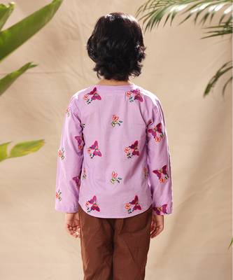 Lavender embroidered no collar shirt with brown trousers 4