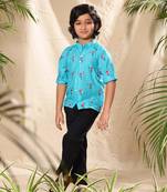 Blue embroidered  raglan sleeves shirt