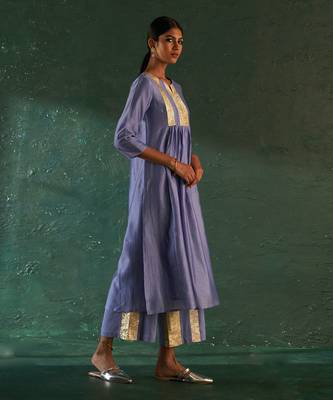 Lavender gathered chanderi kurta set with gota work 3