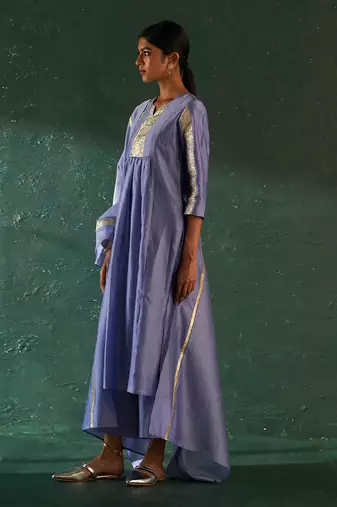 Lavender gathered chanderi kurta set with gota work