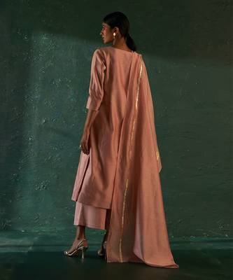 Rose pink gathered chanderi kurta set with gota work 5