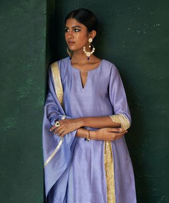 Lavender chanderi kurta set with gota work 4