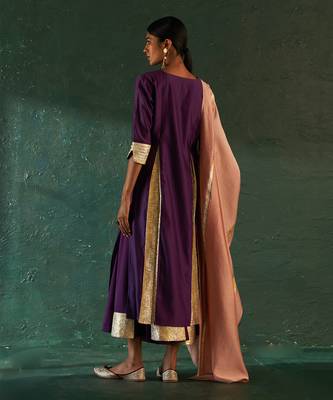 Purple chanderi kurta set with gota work 4