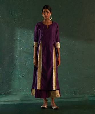 Purple chanderi kurta set with panelled gota work 2