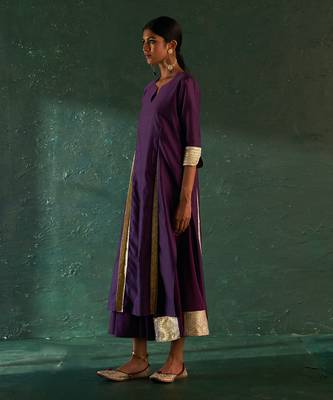 Purple chanderi kurta set with panelled gota work 4