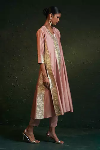 Rose pink chanderi kurta set with gota work