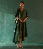 Deep green chanderi kurta set with striped panels