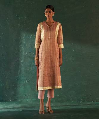 Rose pink striped kurta set with gota work 2
