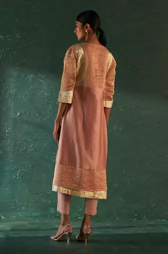 Rose pink striped kurta set with gota work