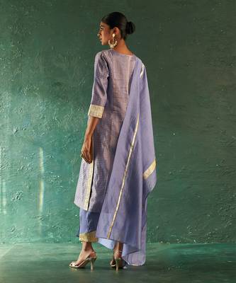 Lavender striped kurta set with gota panels 5