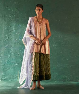 Rose pink striped kurta palazzo set 1