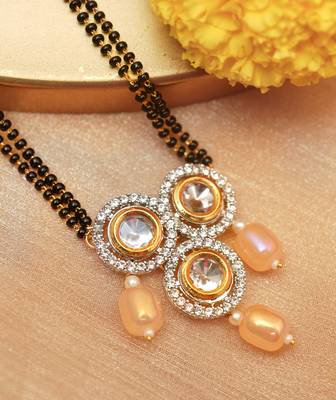 Traditional Kundan and Pearl Drop Mangalsutra 4