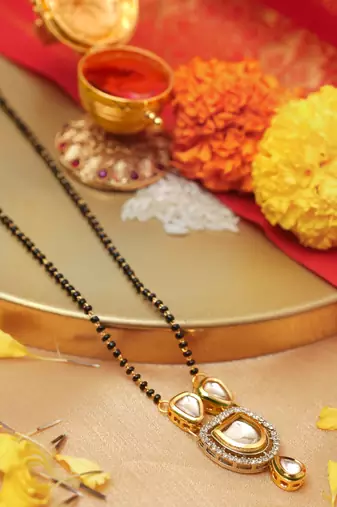 Traditional Kundan and Pearl Drop Mangalsutra