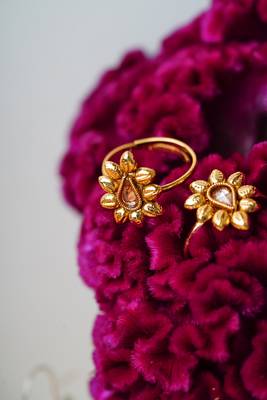 Golden Leaf-Shaped Toe Rings 3