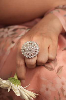 White Silver Stone-Studded Ring 1