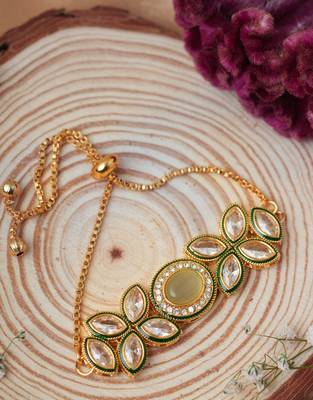 Kundan-Studded Light Green Bracelet 2