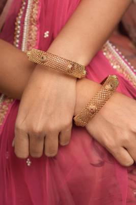 Elegant Gold-Plated Kada Bangles - Set of 2 2