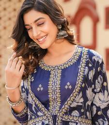  woman blue embroidered shrug crop top co ord set