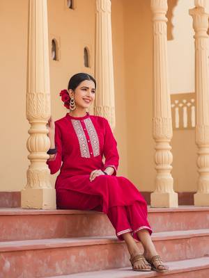  hot pink zari work velvet straight kurta trouser set 5
