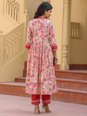 woman pink embroidered shrug crop top co ord set 3