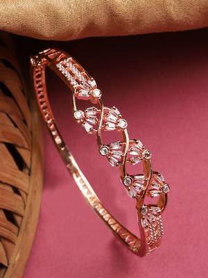 Trendy Gold Plated American Diamond Floral Pattern Stylish Bracelet 2