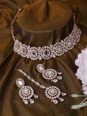 Rose Gold Plated Mirror Work Oval Shaped Choker Necklave With Earring Maangtika 2