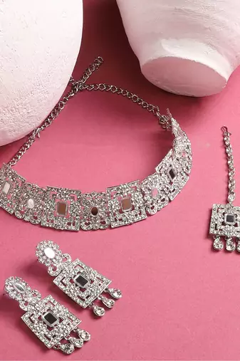 Silver Tone Mirror Work Square Shaped Choker Necklave With Earring Maangtika