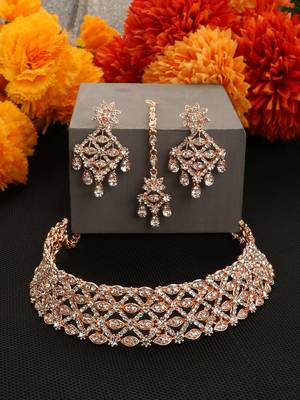 Rose Gold Plated Stone Studded Criscross Pattern Jewellery Set with Earring Maangtika 2