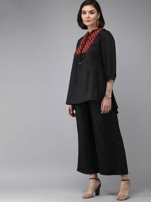 Blue Print Cotton Blend Flared Kurta Set 2