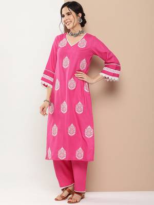 Pink Embroidered Cotton Blend Kurta Set 3