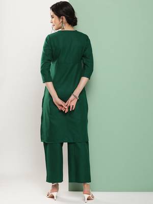 Green Embroidered Cotton Blend Flared Kurta Set 4