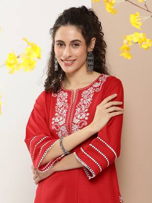 Red Embroidered Cotton Blend Kurta Set 2
