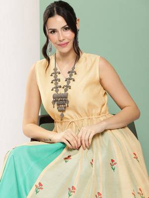 Beige Print Cotton Blend Kurta Set 2
