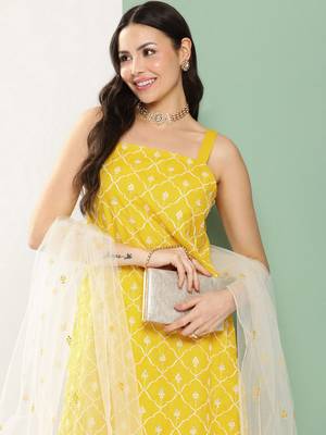Yellow Embroidered Poly georgette Kurta Set 2