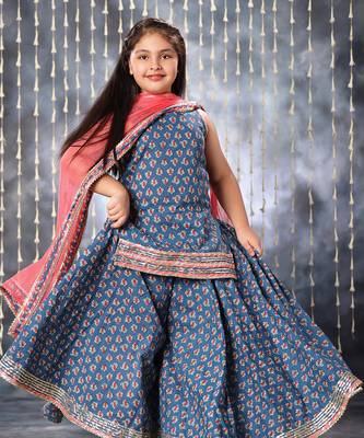Blue jaipuri floral printed short kurti with palazo set 3