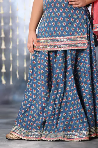 Blue jaipuri floral printed short kurti with palazo set