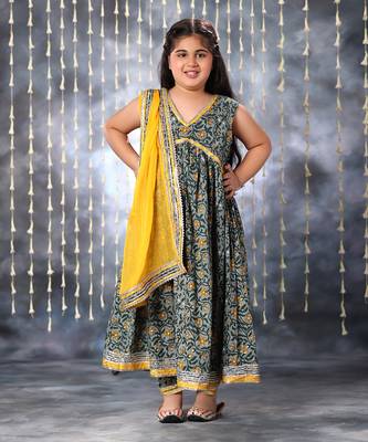 Grey jaipuri floral printed anarkali kurta set 2