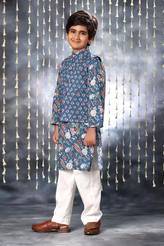 Blue  jaipuri floral printed kurta set with blue buti jacket