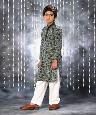 Grey jaipuri floral printed kurta set with solid collar 2