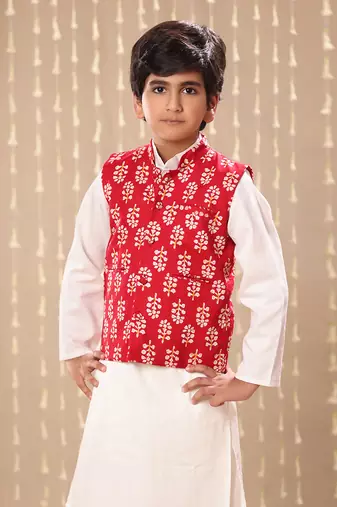 White kurta set with red jaipuri floral printed jacket
