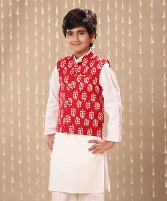 White kurta set with red jaipuri floral printed jacket 3